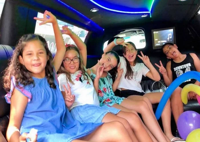 Limusina para niños en Barcelona - LimoluxBCN